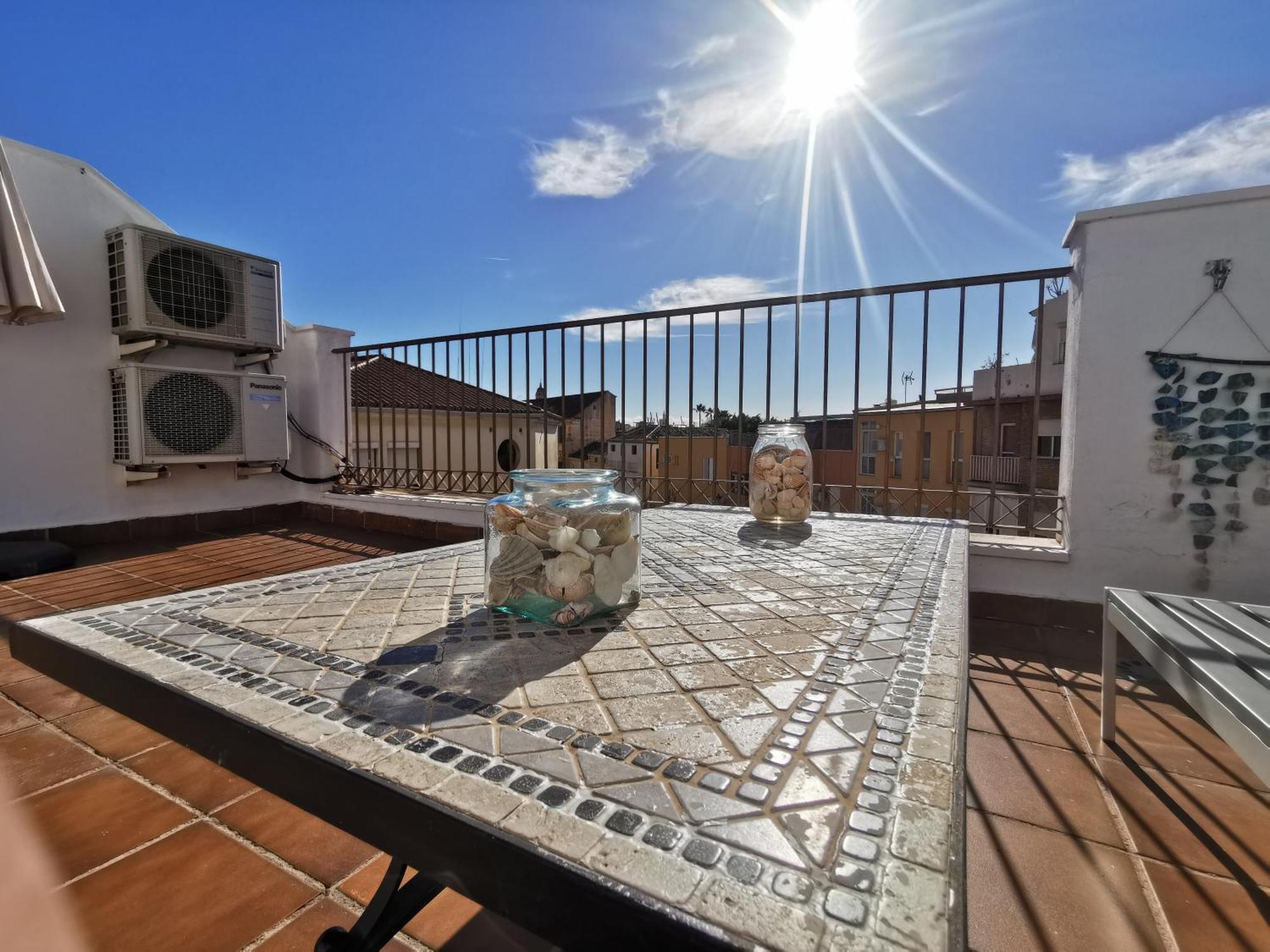 Апартаменты Atico Con Vistas Centro Historico / Terraza 40 M Малага Экстерьер фото